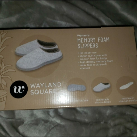 WAYLAND SQUARE Shoes - 🌻WOMEN'S SLIPPERS🌻